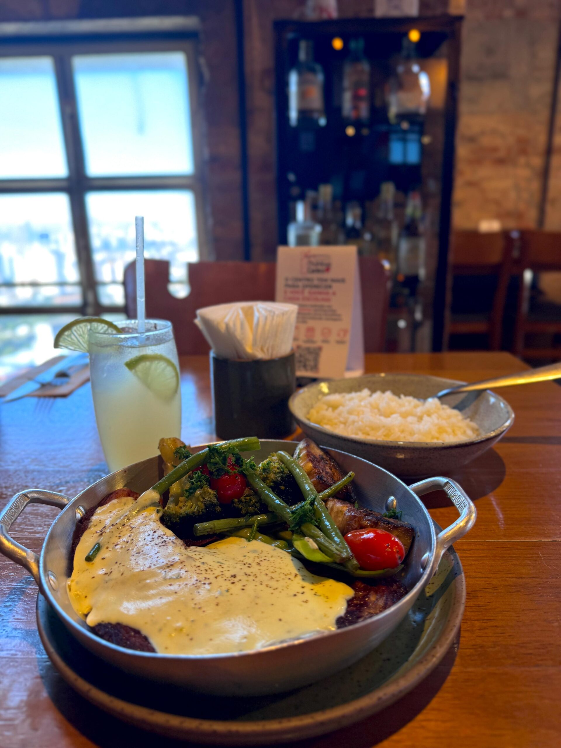 Gastronomia do Boteco do 28 no Farol Santander